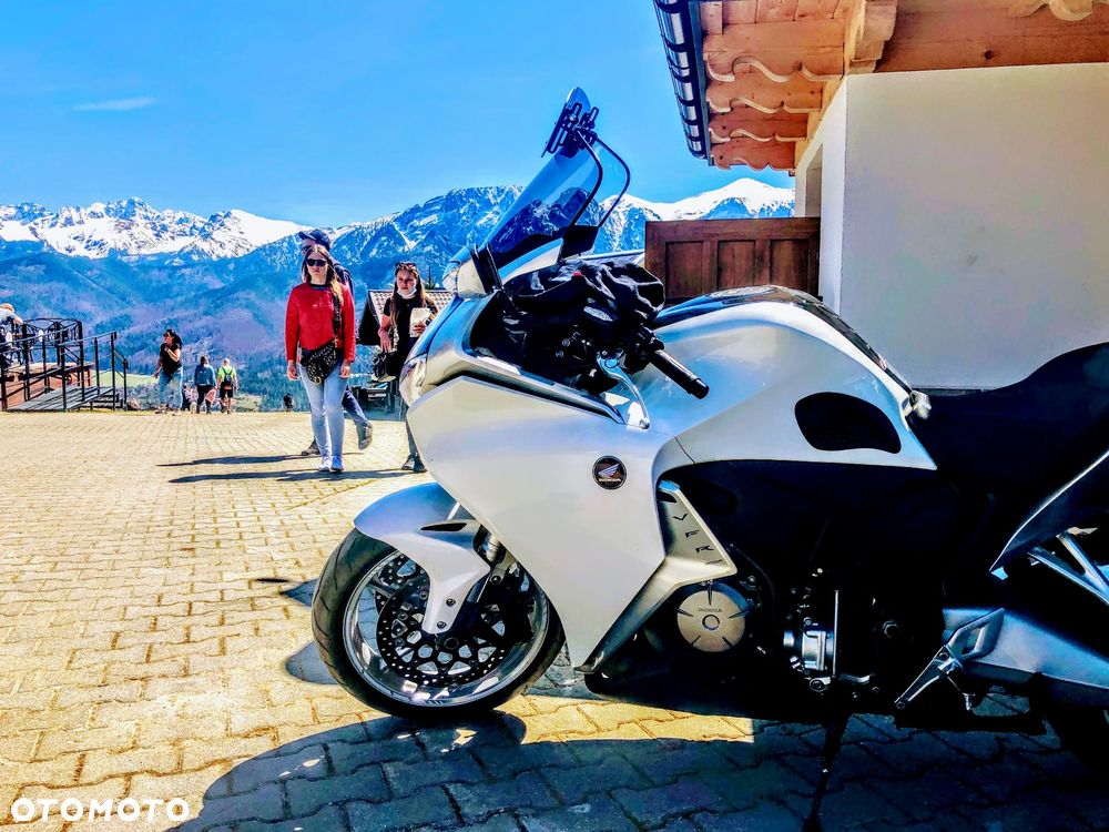 Honda VFR - 5