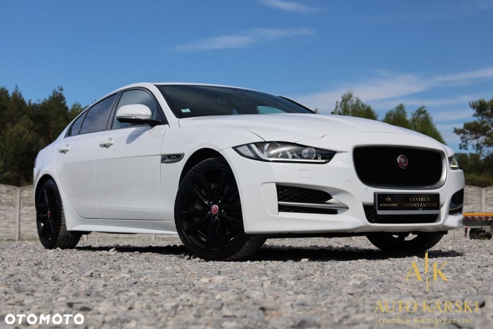 Jaguar XE - 13