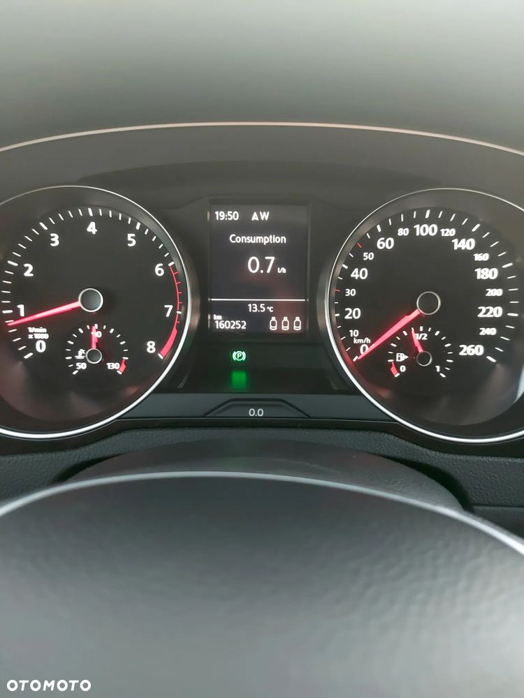 Volkswagen Passat 1.4 TSI BMT ACT Comfortline - 6