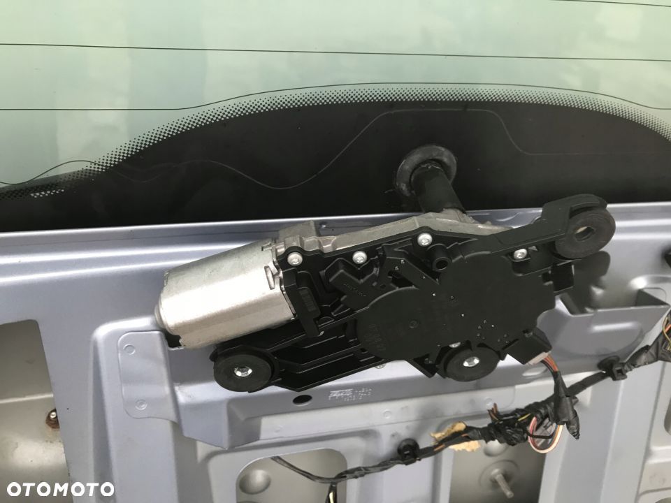 Klapa bagażnika Ford C-Max I 03-10r - 14
