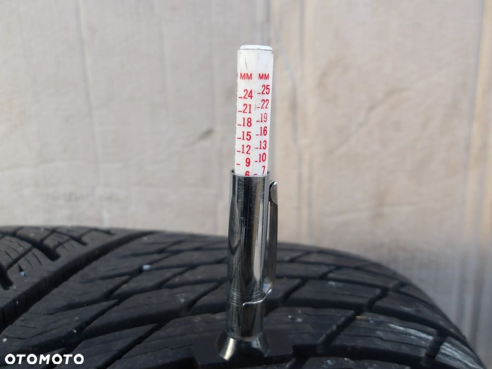 MICHELIN PILOT ALPIN 5 315.35.20 110Y ND0 - 3