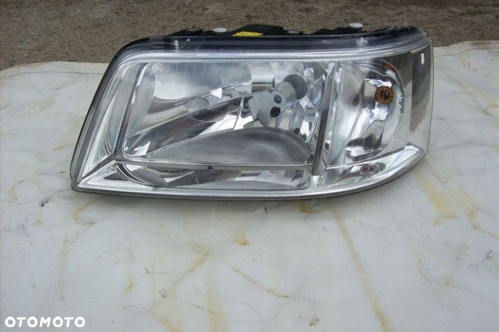 lampa lewa przednia vw t-5 - 1