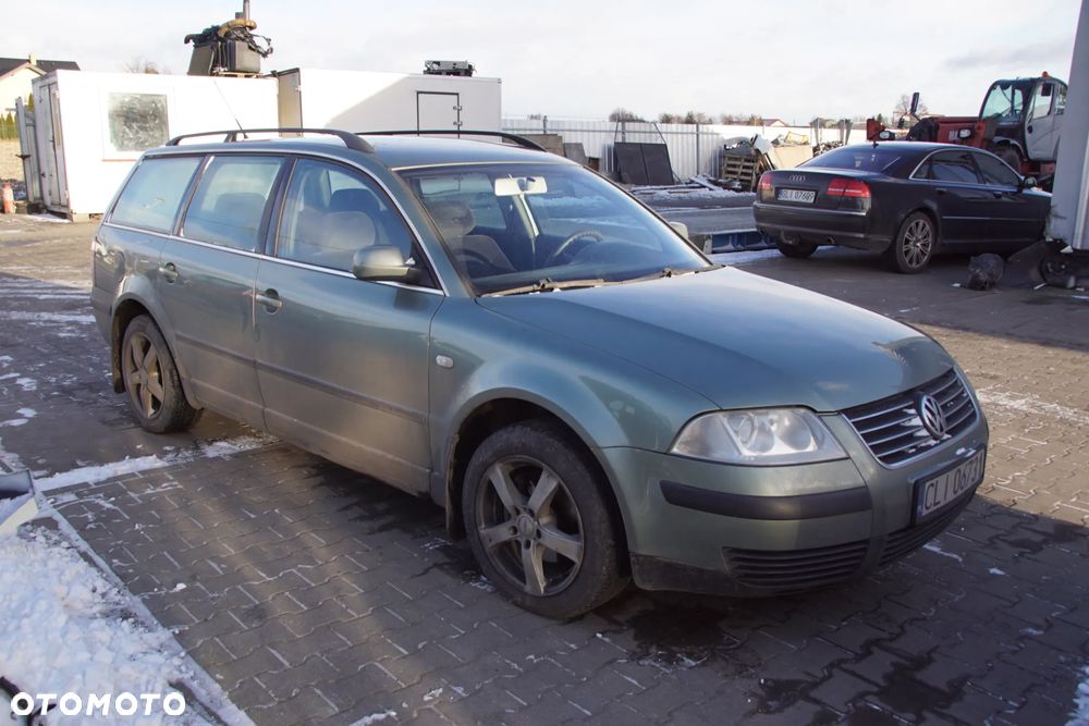 Auto na części - Volkswagen Passat B5 Lift 1.9 TDI 130 KM AWX GGB LA6W 2003R Silnik Skrzynia Drzwi Maska Klapa Błotnik Zderzak Lusterko Lampa Klamka Deska Kokpit Sterownik Moduł Czujnik Licznik Kierownica Panel - 7
