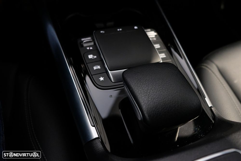 Mercedes-Benz GLA 250 e 8G-DCT Progressive - 21