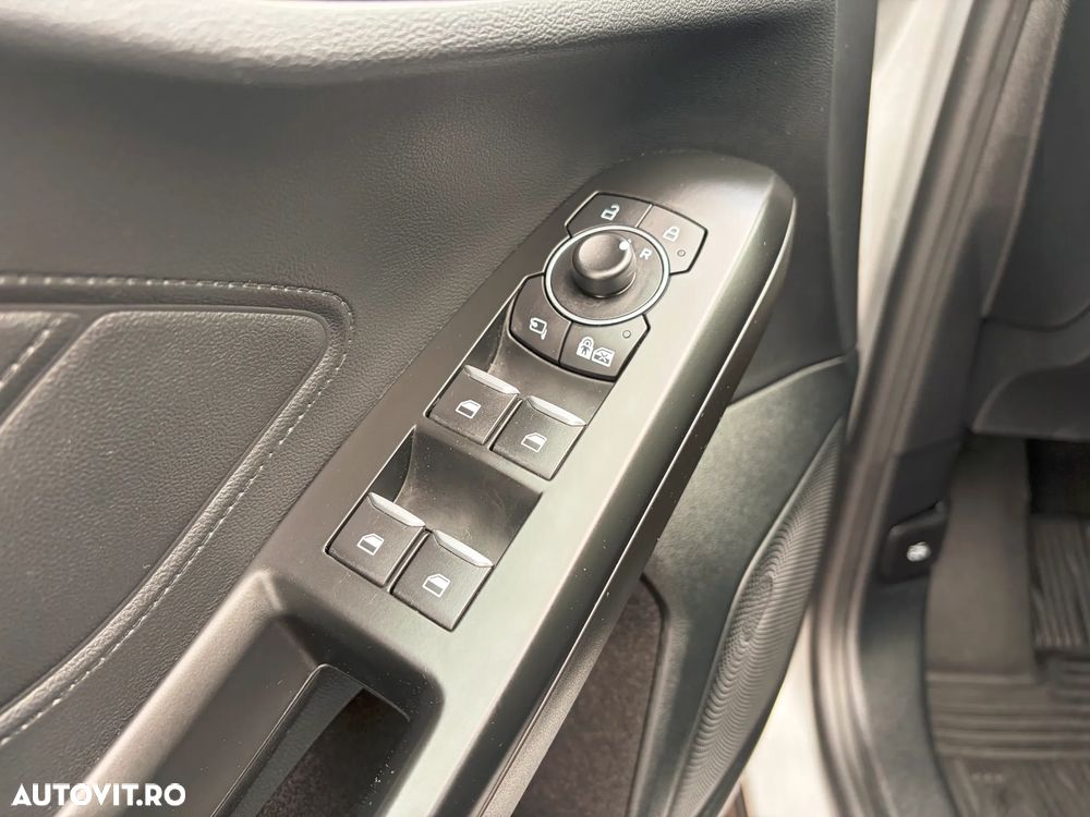 Ford Focus 1.0 EcoBoost Titanium Business - 17