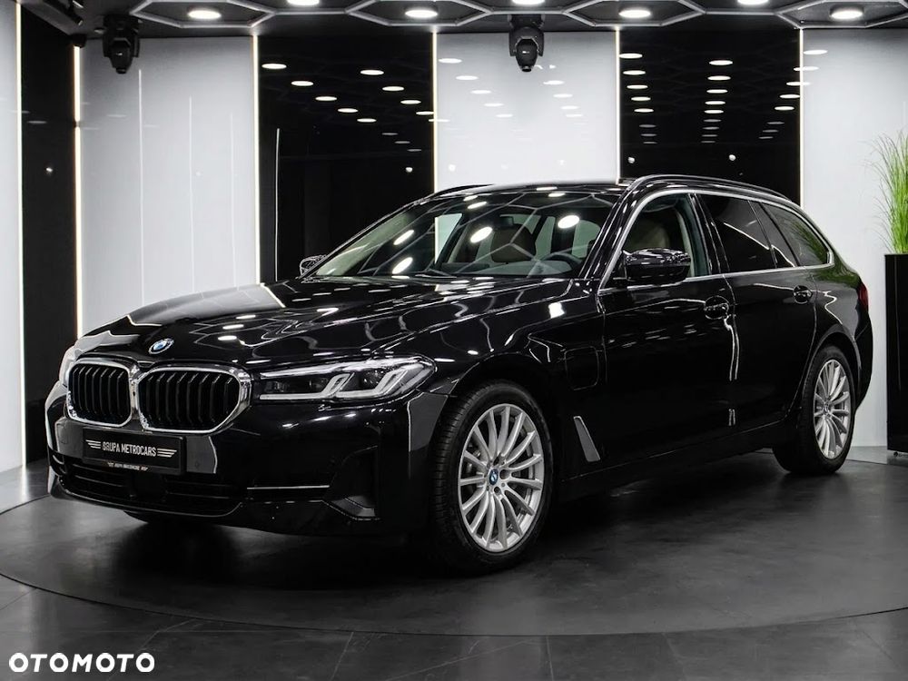 BMW Seria 5 530e PHEV - 2