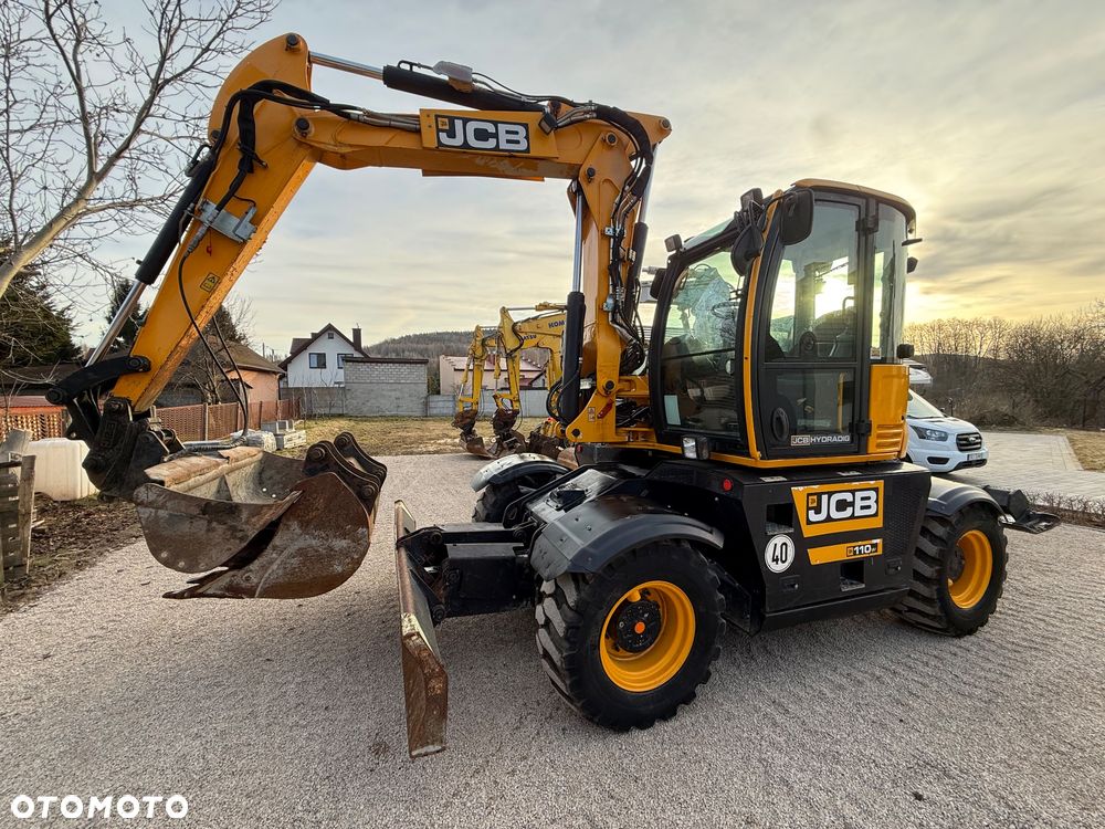 JCB HYDRADIG - 1