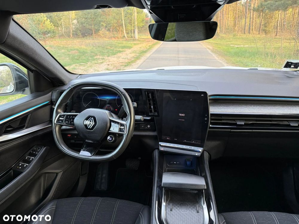 Renault Austral 1.3 TCe mHEV Iconic - 21