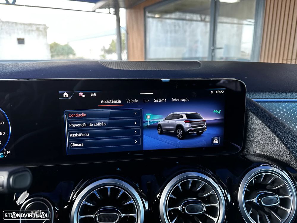 Mercedes-Benz EQA 250 Progressive - 38