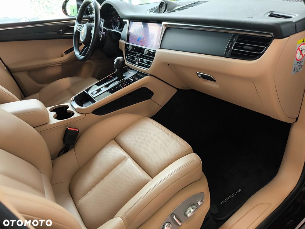 Porsche Macan Standard - 16