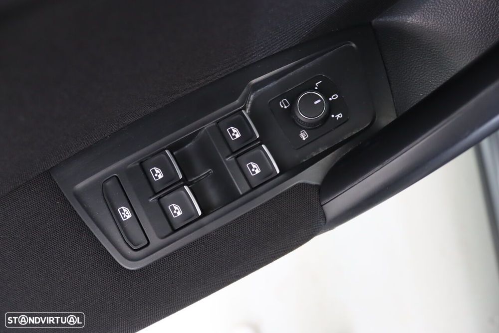 VW Tiguan Allspace 2.0 TDI Life DSG - 15