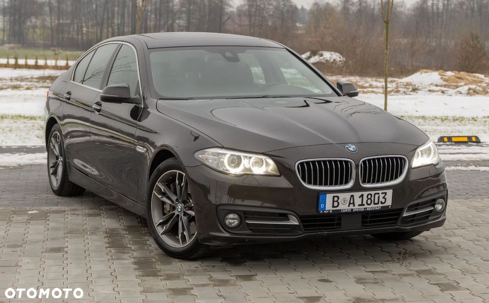 BMW Seria 5 525d - 2