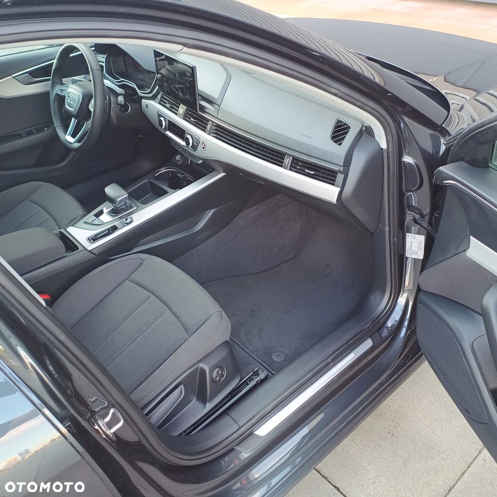 Audi A4 Limousine 35 TFSI S tronic - 24