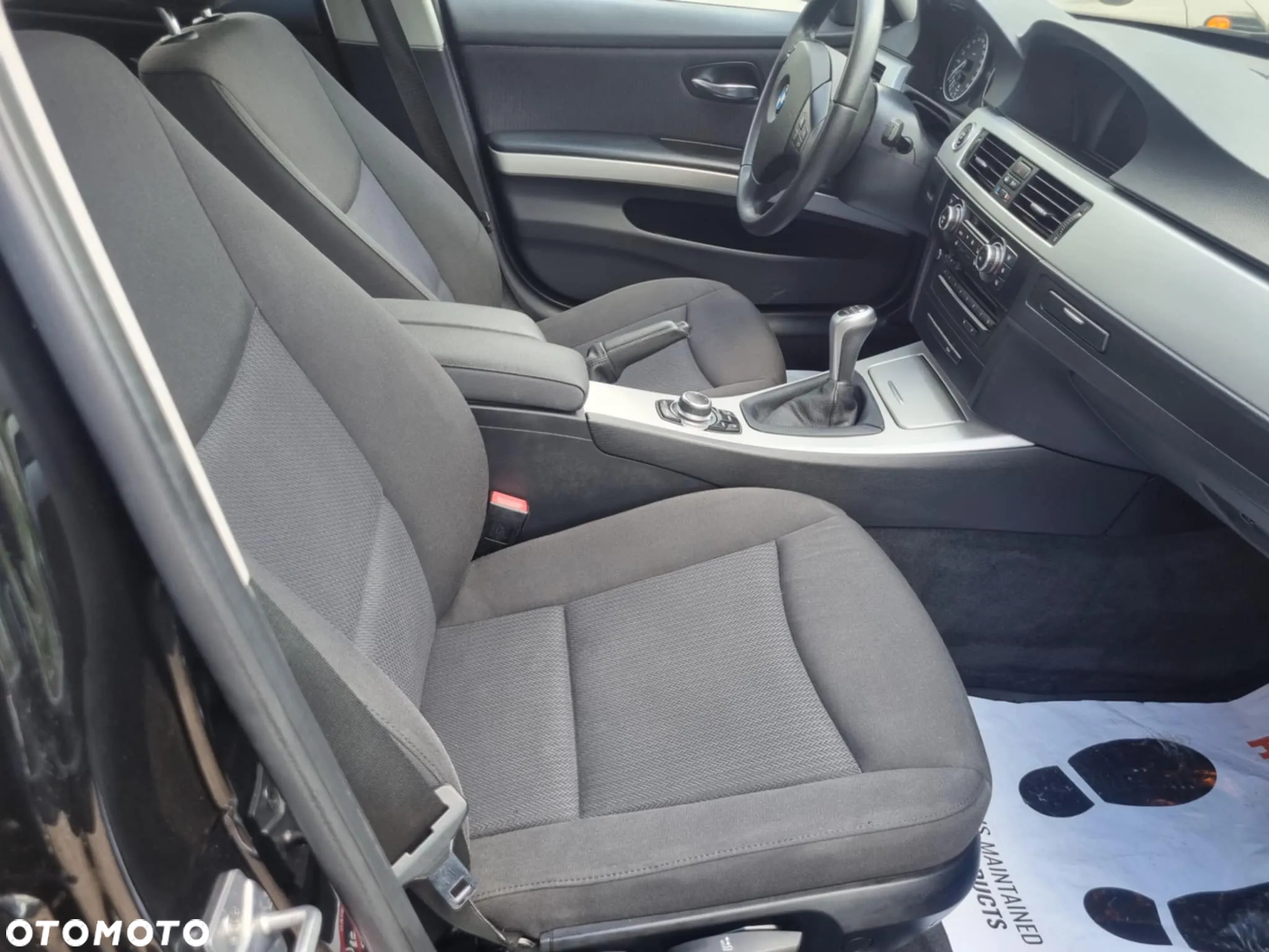 BMW Seria 3 316d - 23