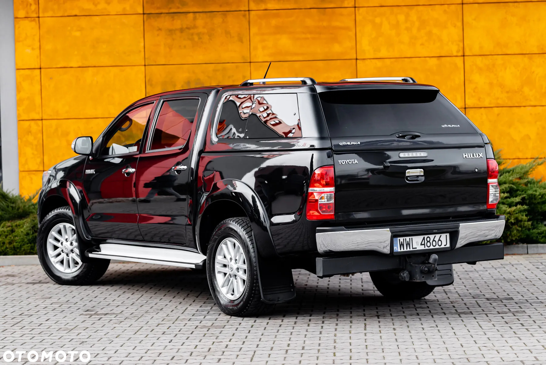Toyota Hilux 3.0 D-4D SR5 - 39