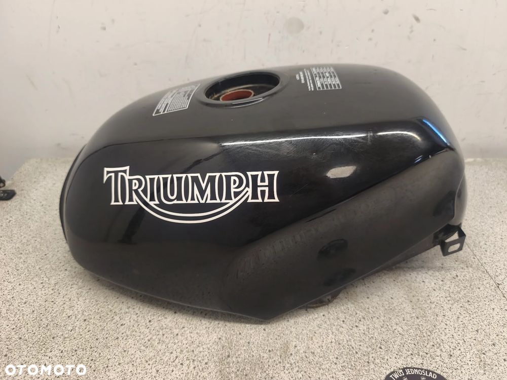 Bak, zbiornik paliwa Triumph Trophy 900 - 3
