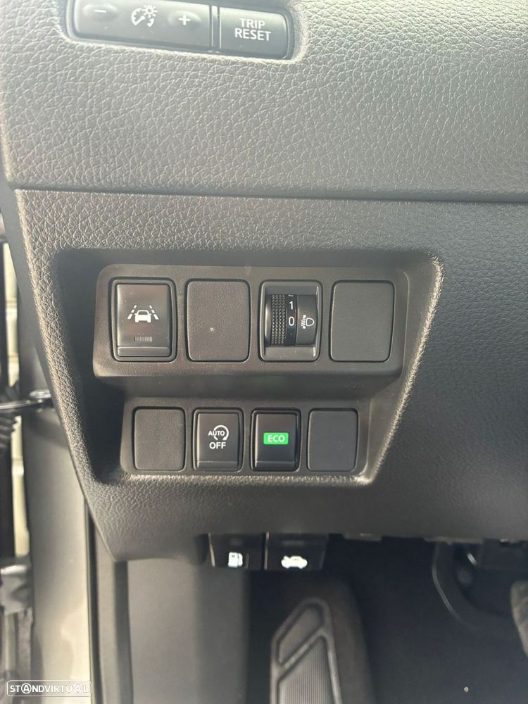 Nissan Qashqai 1.5 dCi N-Connecta DCT - 14