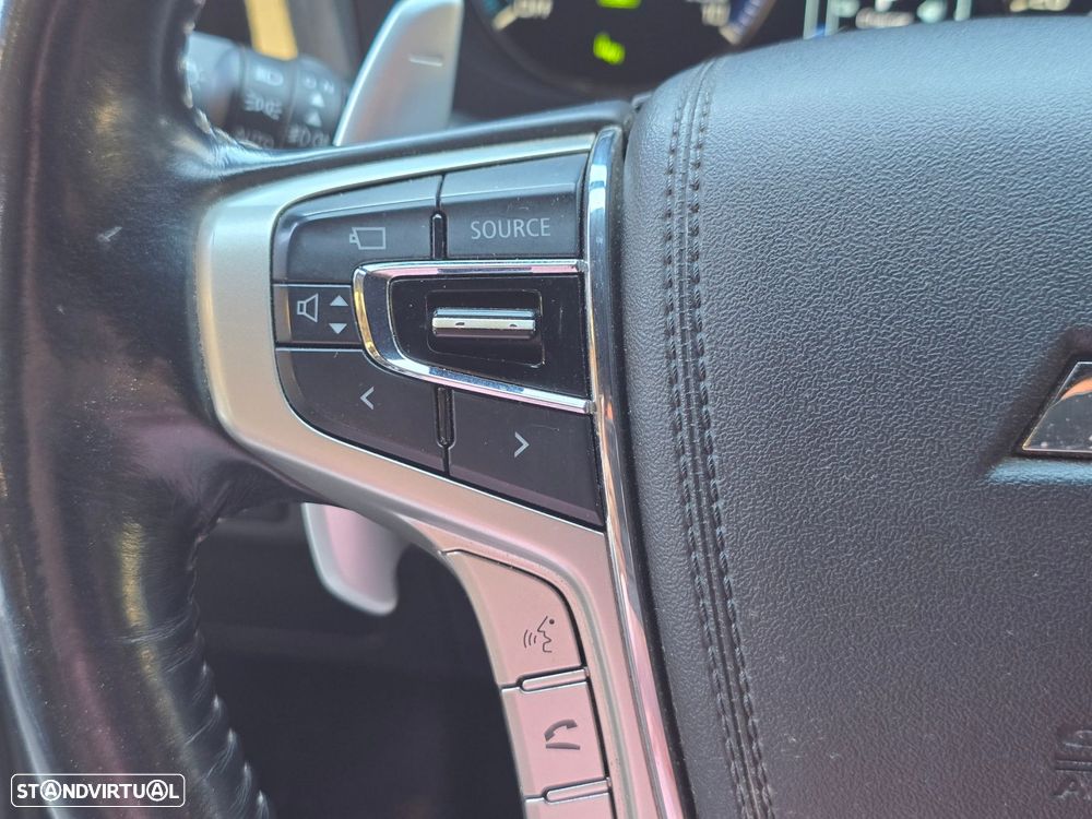 Mitsubishi Outlander - 28