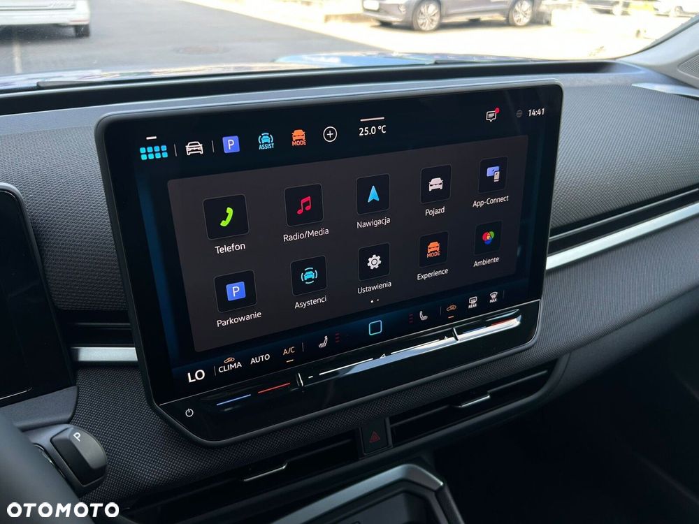 Volkswagen T-Roc - 19