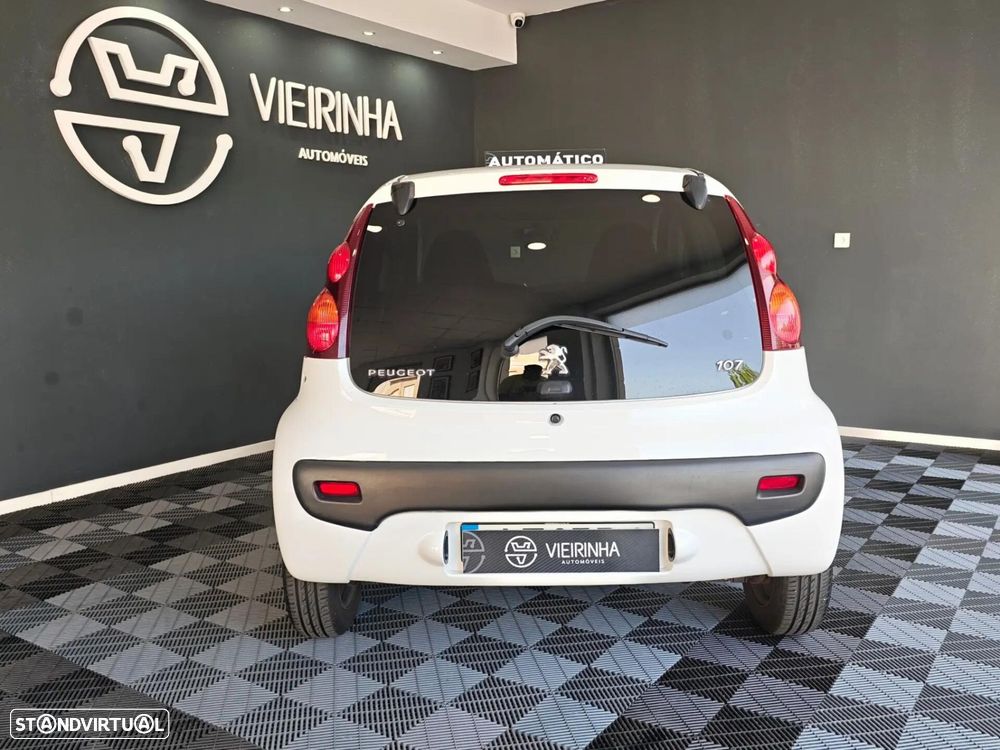 Peugeot 107 1.0 Sportium 2-Tronic - 18