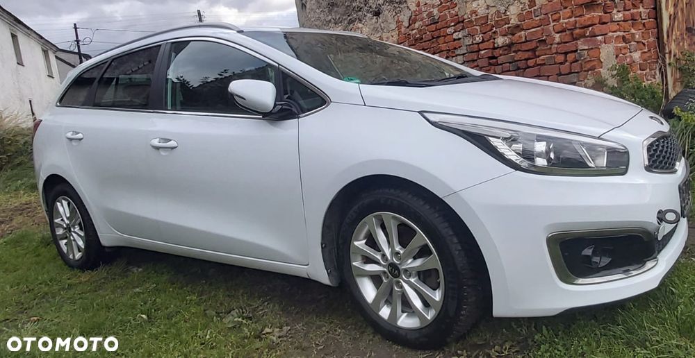 Kia Ceed Cee'd 1.6 GDI L Business Line DCT - 2