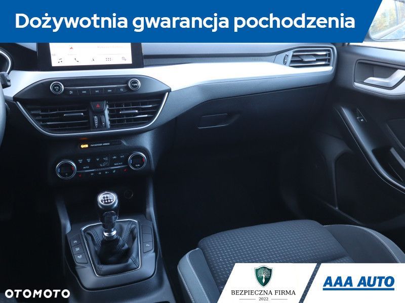 Ford Focus - 10