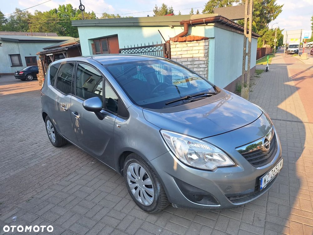 Opel Meriva 1.4 Essentia - 1