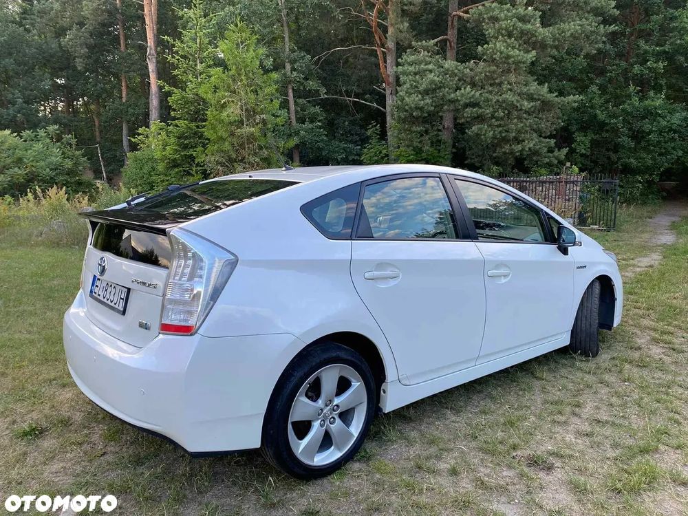 Toyota Prius - 11
