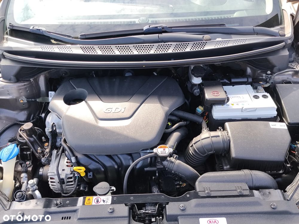 Kia Ceed 1.6 GDI Dream Team Edition - 13