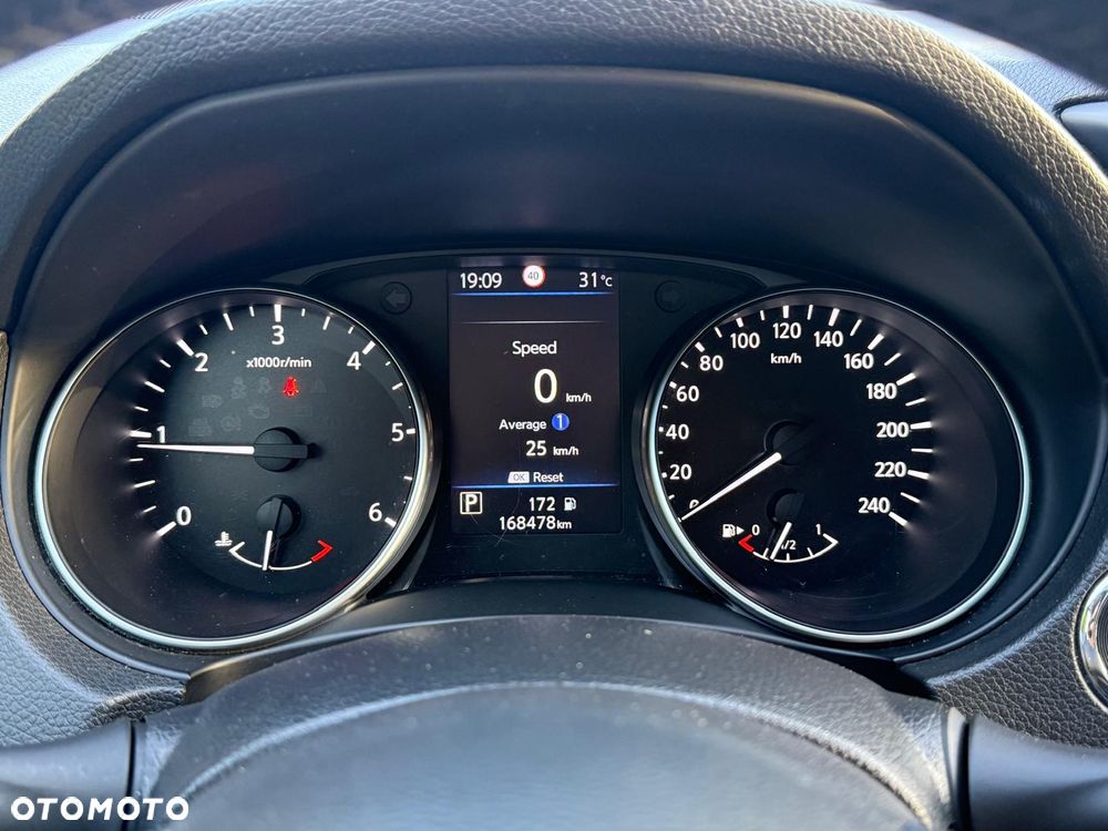 Nissan Qashqai 1.7 dCi Xtronic ALL-MODE 4x4i TEKNA - 34