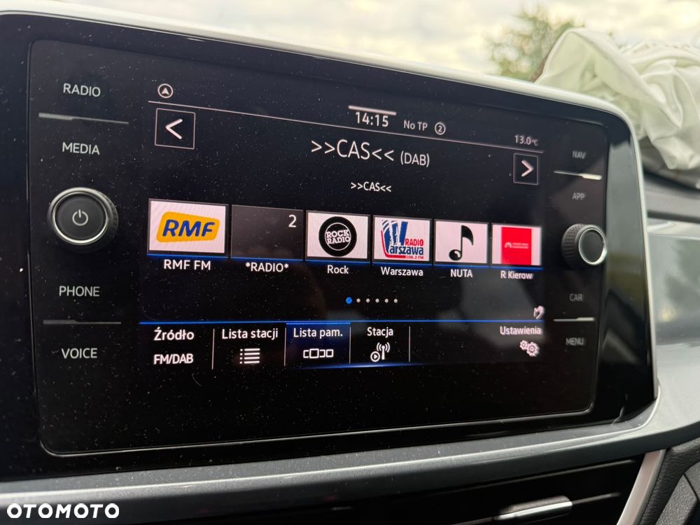 Volkswagen T-Roc - 18