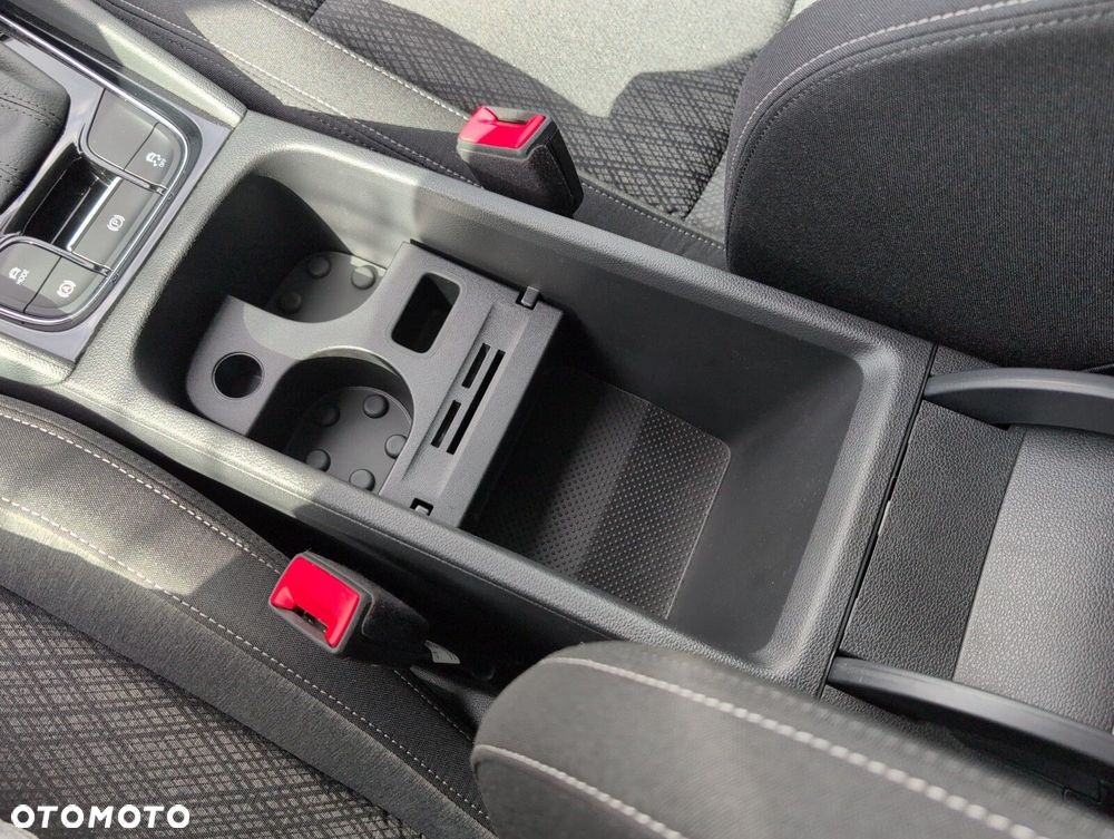 Skoda Karoq 1.5 TSI ACT Selection DSG - 31