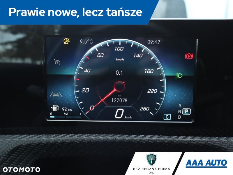 Mercedes-Benz CLA - 13