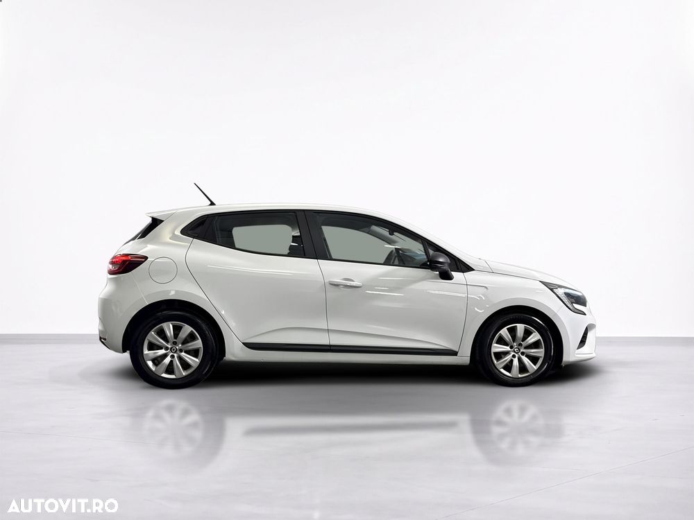 Renault Clio - 7