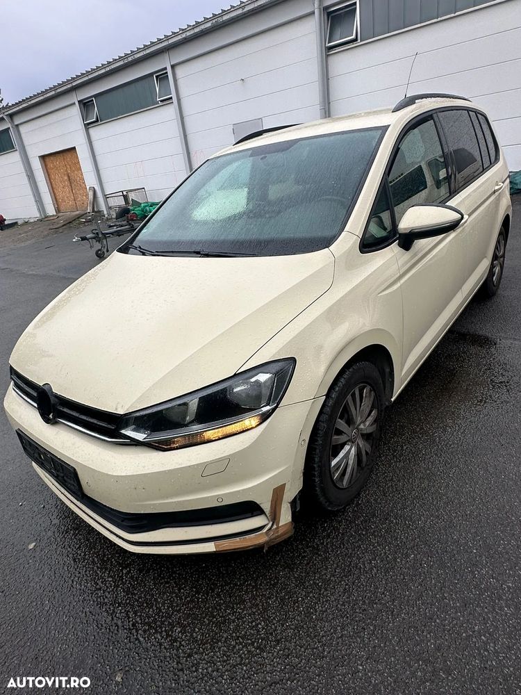 Dezmembrez Touran , an 2018 , 2,0D , CUTIE AUTOMATA , tip motor DFGC - 2