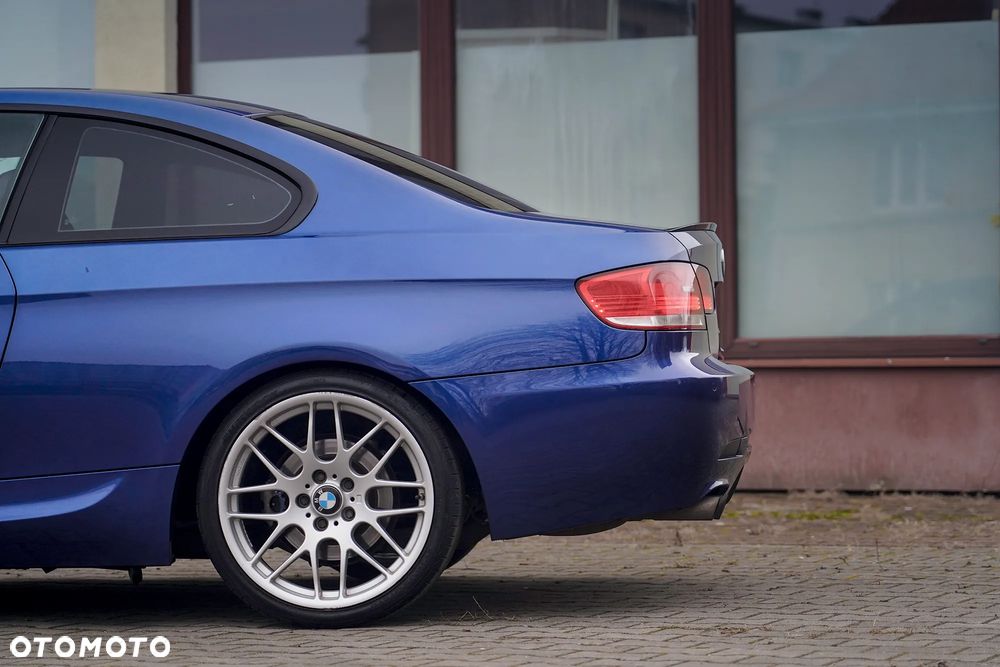 BMW Seria 3 325i - 10