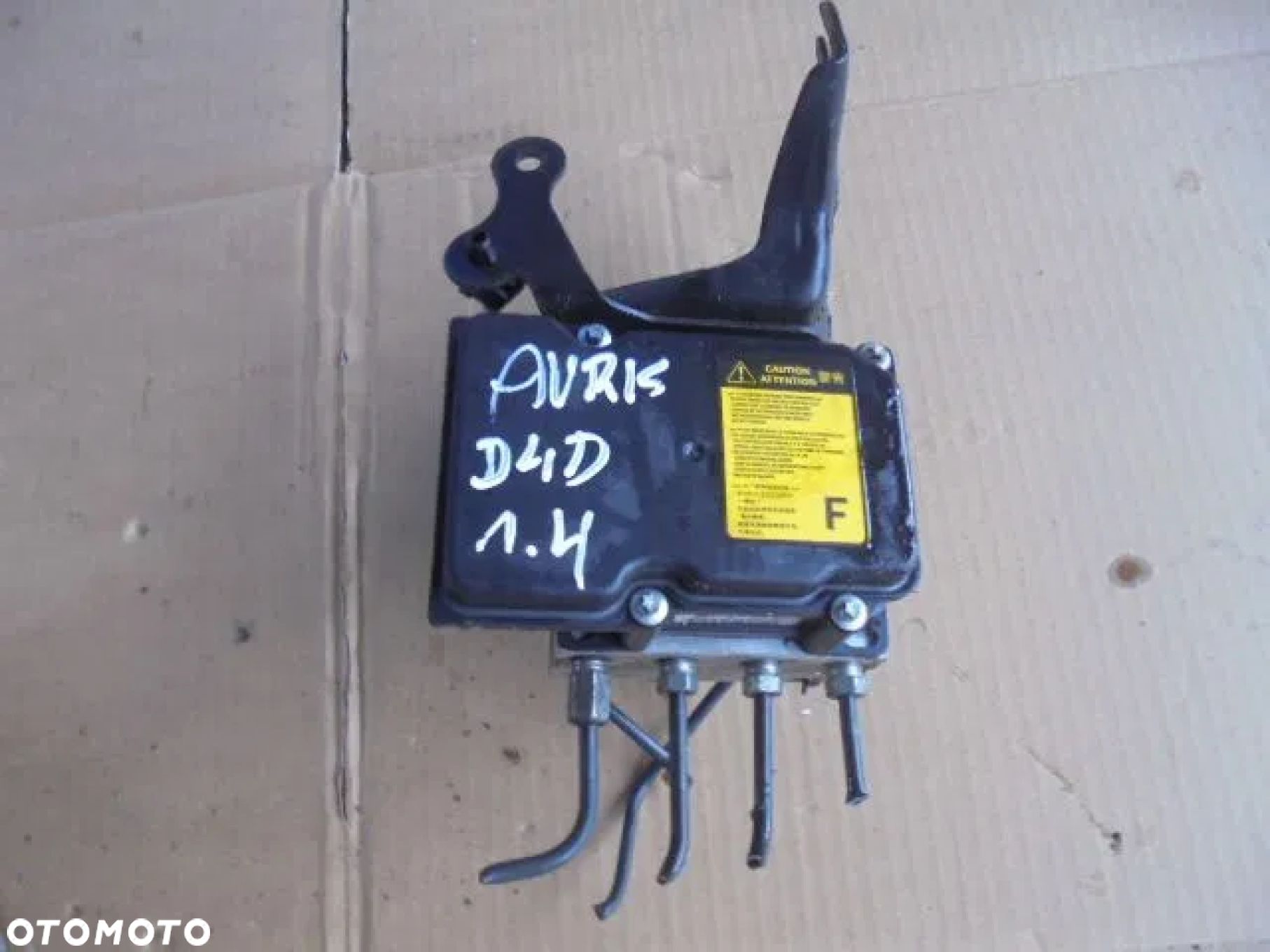 TOYOTA AURIS I E15 1.4 D4D POMPA ABS 0265800986 - 1