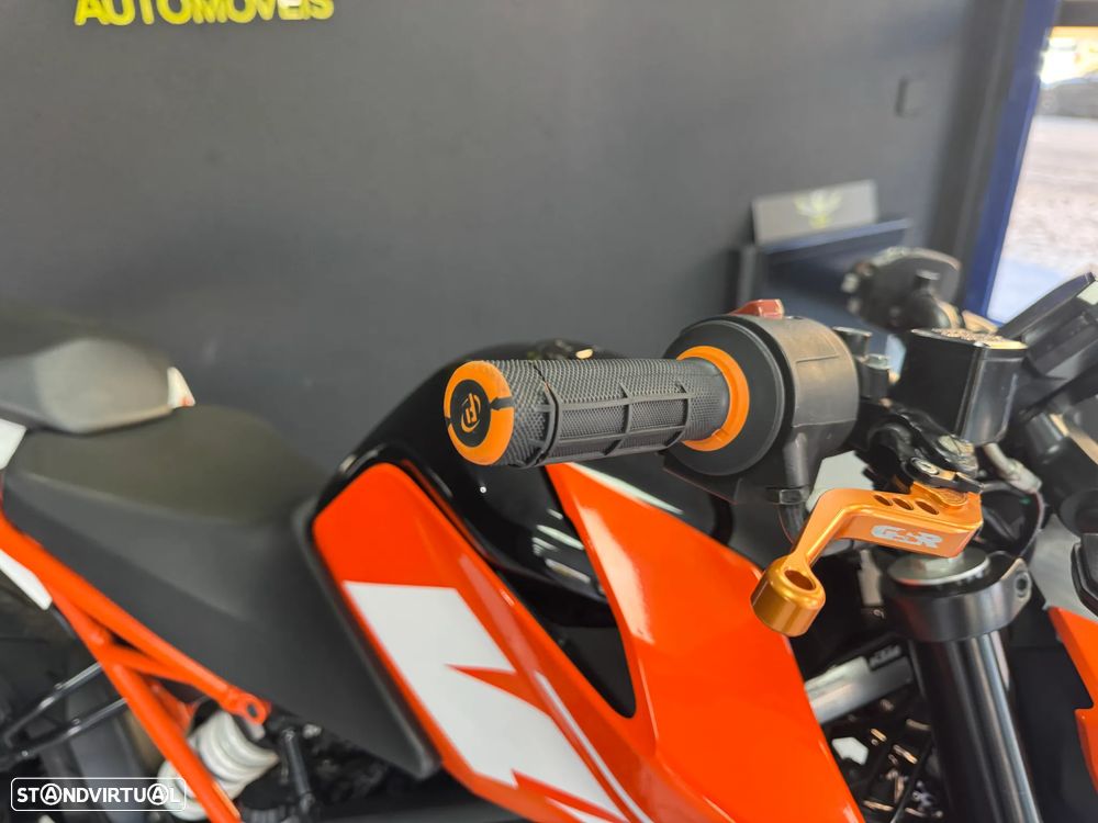 KTM Duke Duke 125 - 11