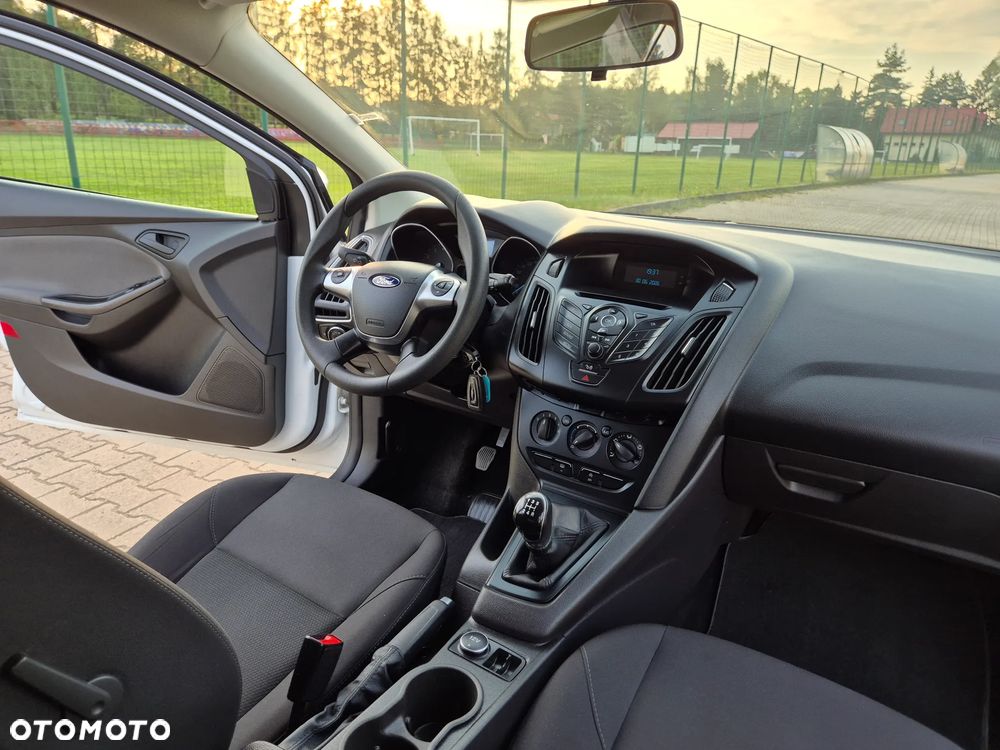 Ford Focus 1.0 EcoBoost Start-Stopp-System Ambiente - 30