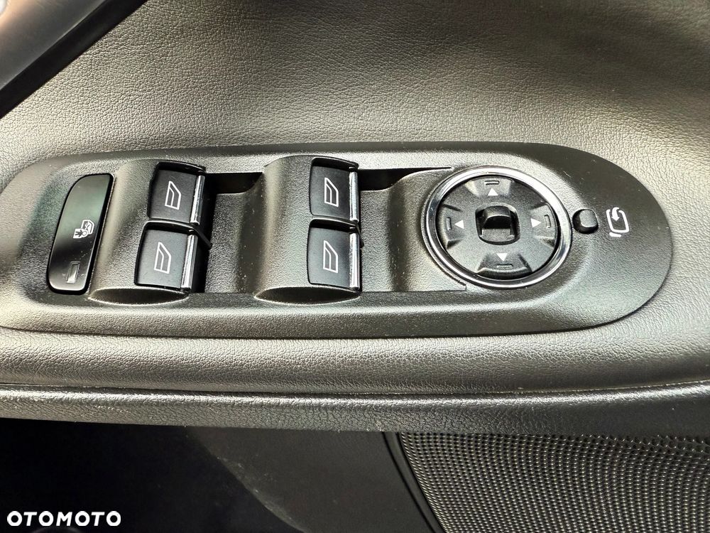 Ford S-Max 2.0 TDCi DPF Titanium MPS6 - 12