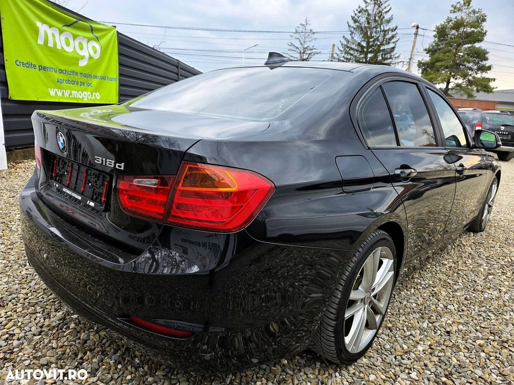 BMW Seria 3 318d Blue Performance Sport Line - 2