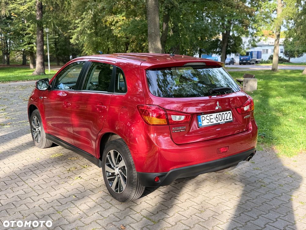 Mitsubishi ASX - 10