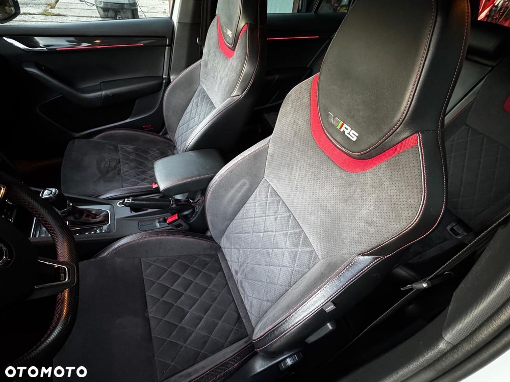 Skoda Octavia 2.0 TDI 4x4 DSG RS - 27