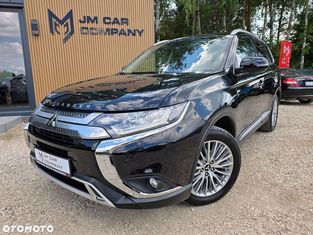 Mitsubishi Outlander - 1