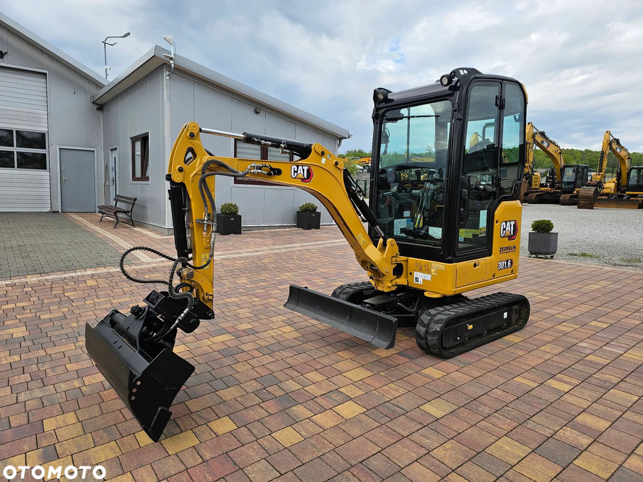 Caterpillar 301.6 - 1
