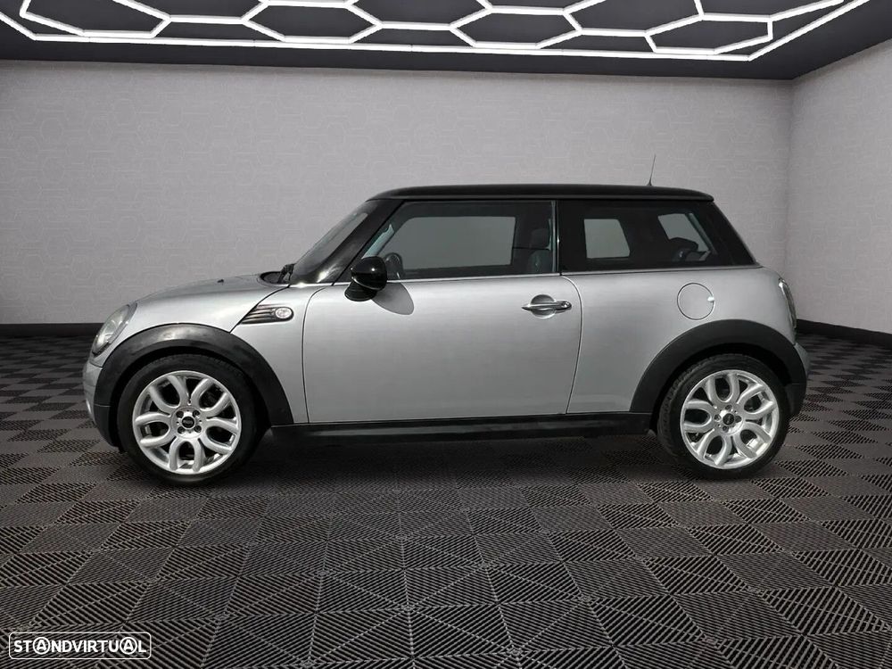 MINI 3 Portas Cooper D - 4