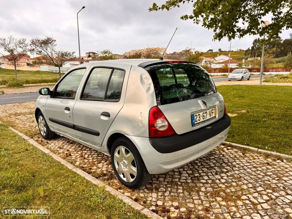 Renault Clio 1.2 16V S - 3