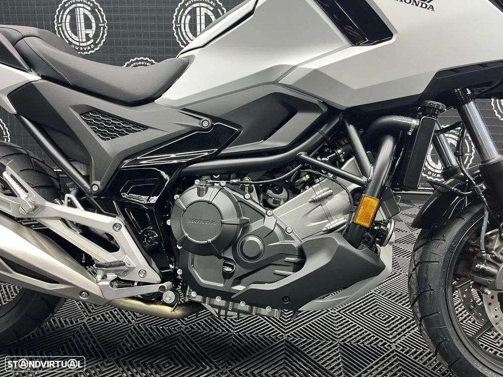 Honda NC750X 2025 - 12