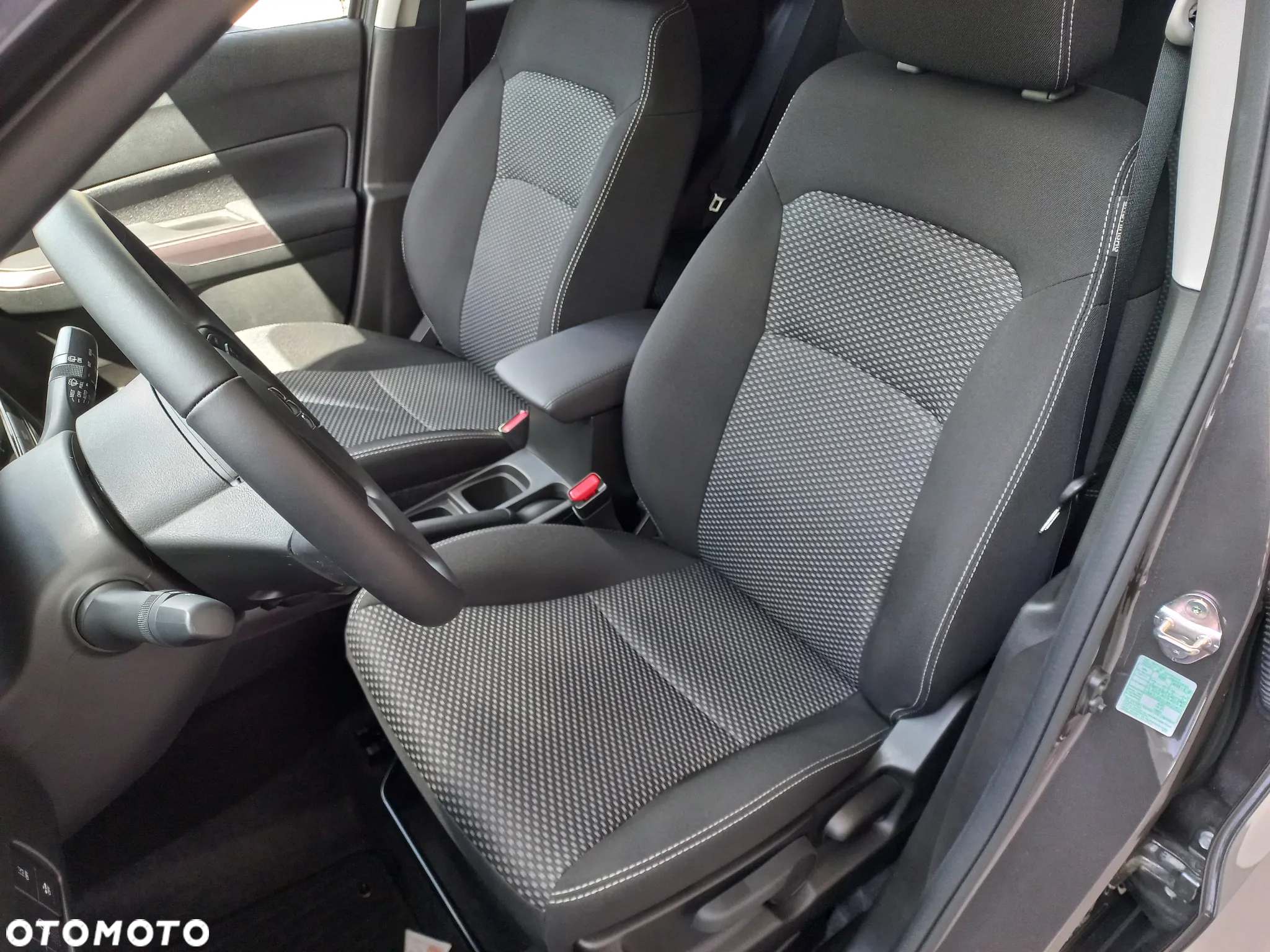 Suzuki Vitara 1.4 Boosterjet mHEV Premium Plus 2WD - 18