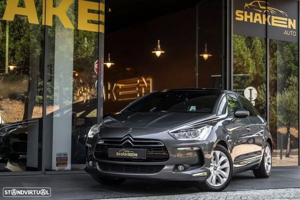 Citroën DS5 2.0 HDi Hy4 So Chic CMP6 102g - 1